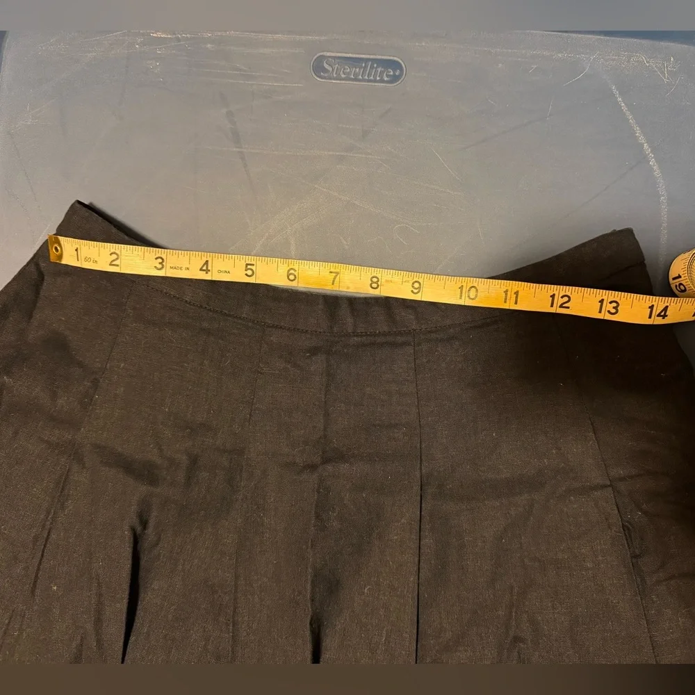 Uniqlo Navy Blue Cotton Linen A-Line Pleated High-Waisted Below the Knee Skirt M